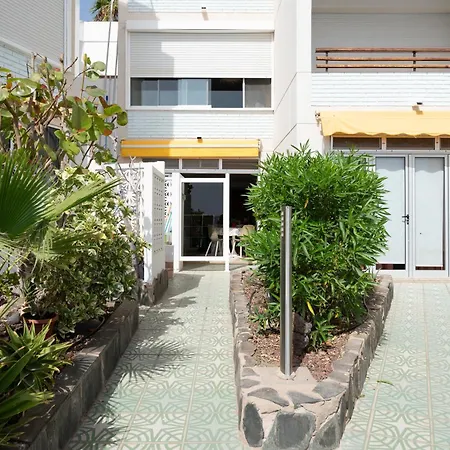 De Luxe San Agustin Apartment