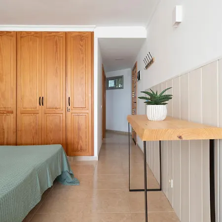 De Luxe San Agustin Apartment